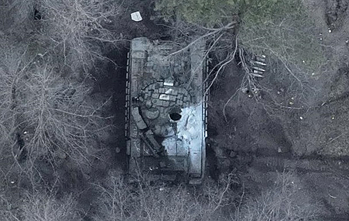 У Мережі показали, як українські воїни "Стугною" за три хвилини знищили чотири ворожі танки. ВІДЕО