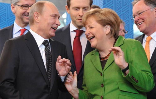 У Німеччині почали лунати заяви про відповідальність Меркель за позицію країни щодо РФ, – посол Мельник