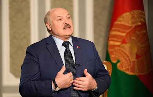 "Ми не агресори, а союзник Росії": Лукашенко розповів про братерство, яке "Захід не порве на шматки"