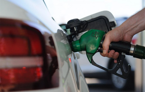 Бензину по 70 гривень не буде: експерти назвали умови для зниження цін на пальне