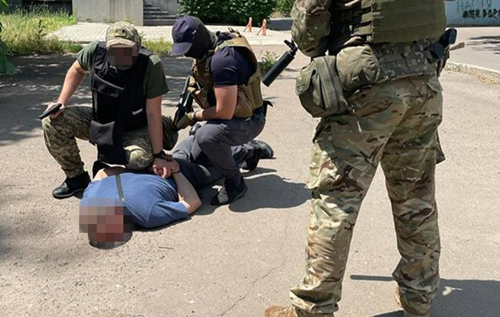 СБУ затримала агентів РФ, котрі коригували ворожий вогонь по містах України