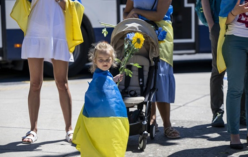 Хвиля міграції з України знову зростає