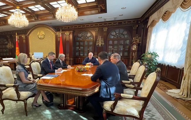 Спецпосланець Трампа приїхав у Мінськ до Лукашенка