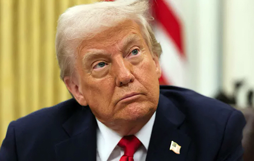 Трамп відповів на заяви щодо перевірки його психічного здоров’я після нецензурних погроз Ірану Трамп відповів на заяви щодо перевірки його психічного здоров’я після нецензурних погроз Ірану