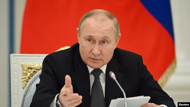 Путін відчайдушно намагається переконати світ у неефективності санкцій, однак вони працюють, - Держдеп
