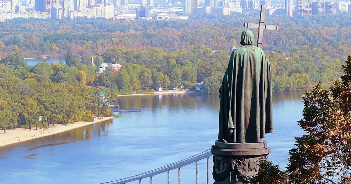 Пам'ятник князю Володимиру та ще низку об'єктів культурної спадщини відреставрують