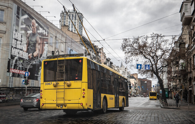 У Києві відновлюють роботу десятки тролейбусних і трамвайних маршрутів: перелік
