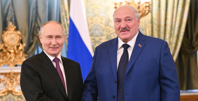 Лукашенко не передавав Путіну жодного "послання" від Зеленського, – Пєсков