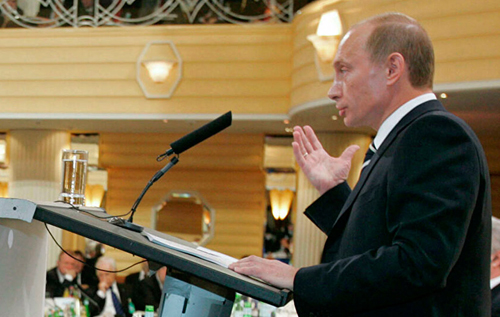 "Был шанс": Песков упрекает Запад, что 15 лет назад он не прислушался к "революционной" Мюнхенской речи Путина