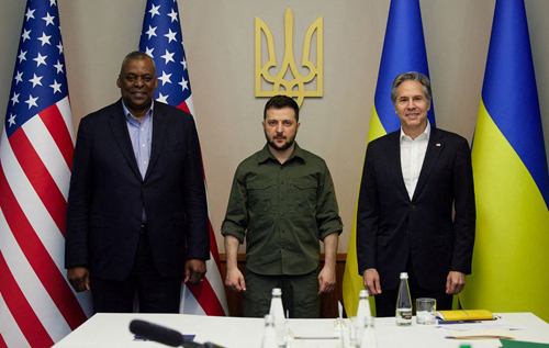Керівництво США таємно побувало в Києві: Блінкен і Остін оголосили про виділення $713 млн Україні та анонсували повернення дипломатів