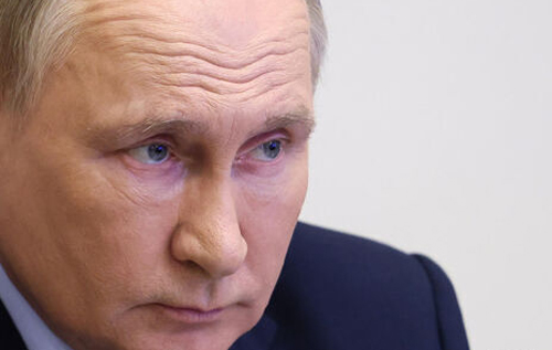 Альфред Кох: Путину прислали "черную метку"