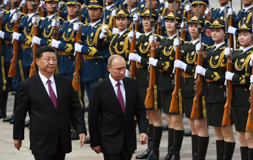 Китай намагається не допустити програшу Росії, побоюючись, що США тоді зосередяться на ньому, – Bloomberg