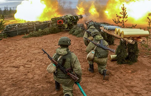 Армія РФ намагається пробити хоча б один із напрямків на сході України, – Маломуж