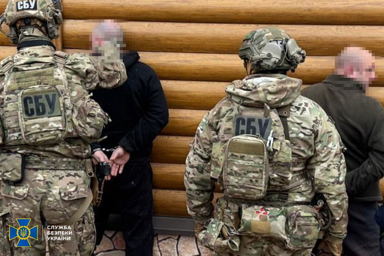 СБУ затримала агентів РФ, які намагалися зірвати опалювальний сезон у Дніпрі СБУ затримала агентів РФ, які намагалися зірвати опалювальний сезон у Дніпрі
