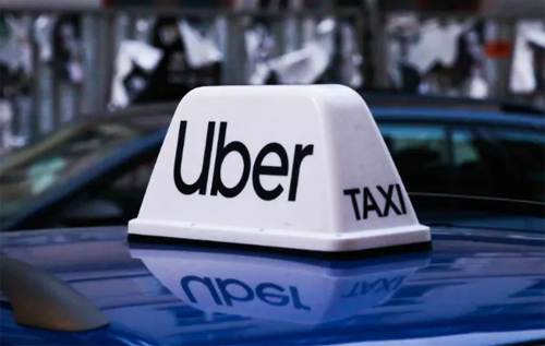 В США Uber обязали выплатить миллион долларов слепой пассажирке – водители сервиса 14 раз отказывали ей в поездке