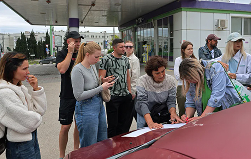 Запасів продовольства у Криму залишилося на кілька тижнів, на півострові фіксуються панічні настрої — Чистіков Запасів продовольства у Криму залишилося на кілька тижнів, на півострові фіксуються панічні настрої — Чистіков