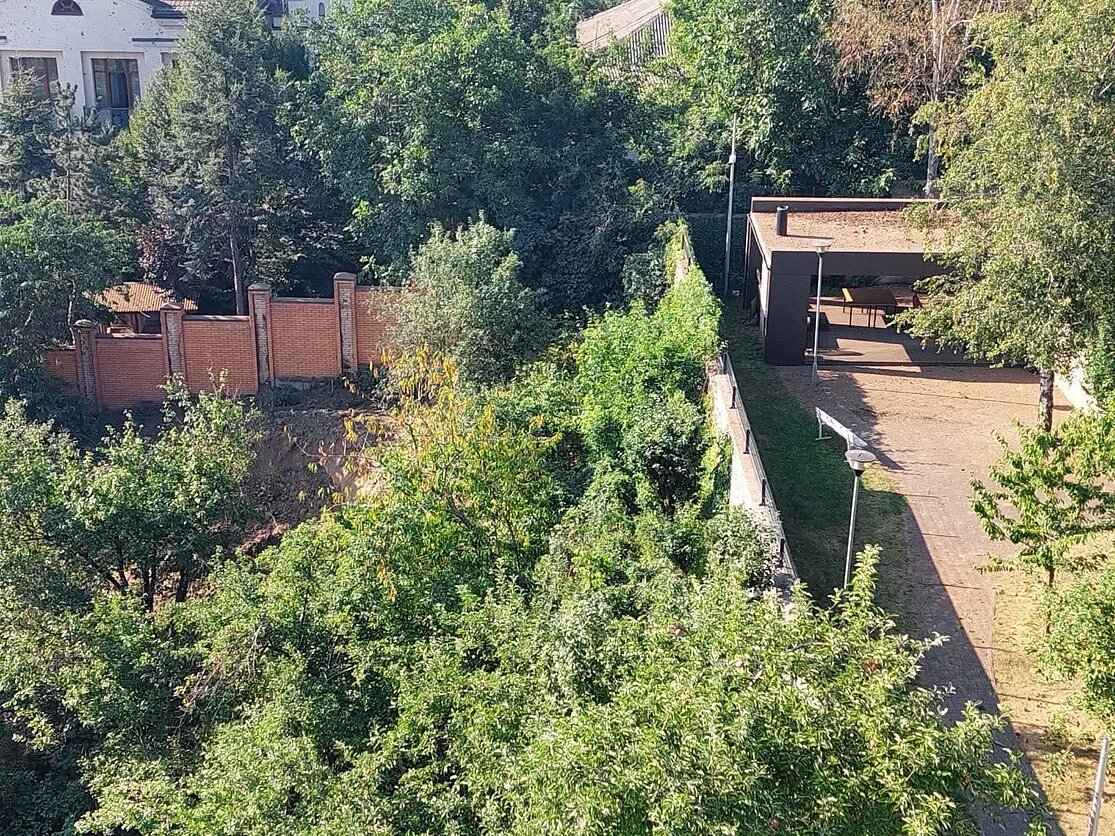 У Литві не виключають, що РФ навмисно цілилась по їхньому посольству у Києві У Литві не виключають, що РФ навмисно цілилась по їхньому посольству у Києві