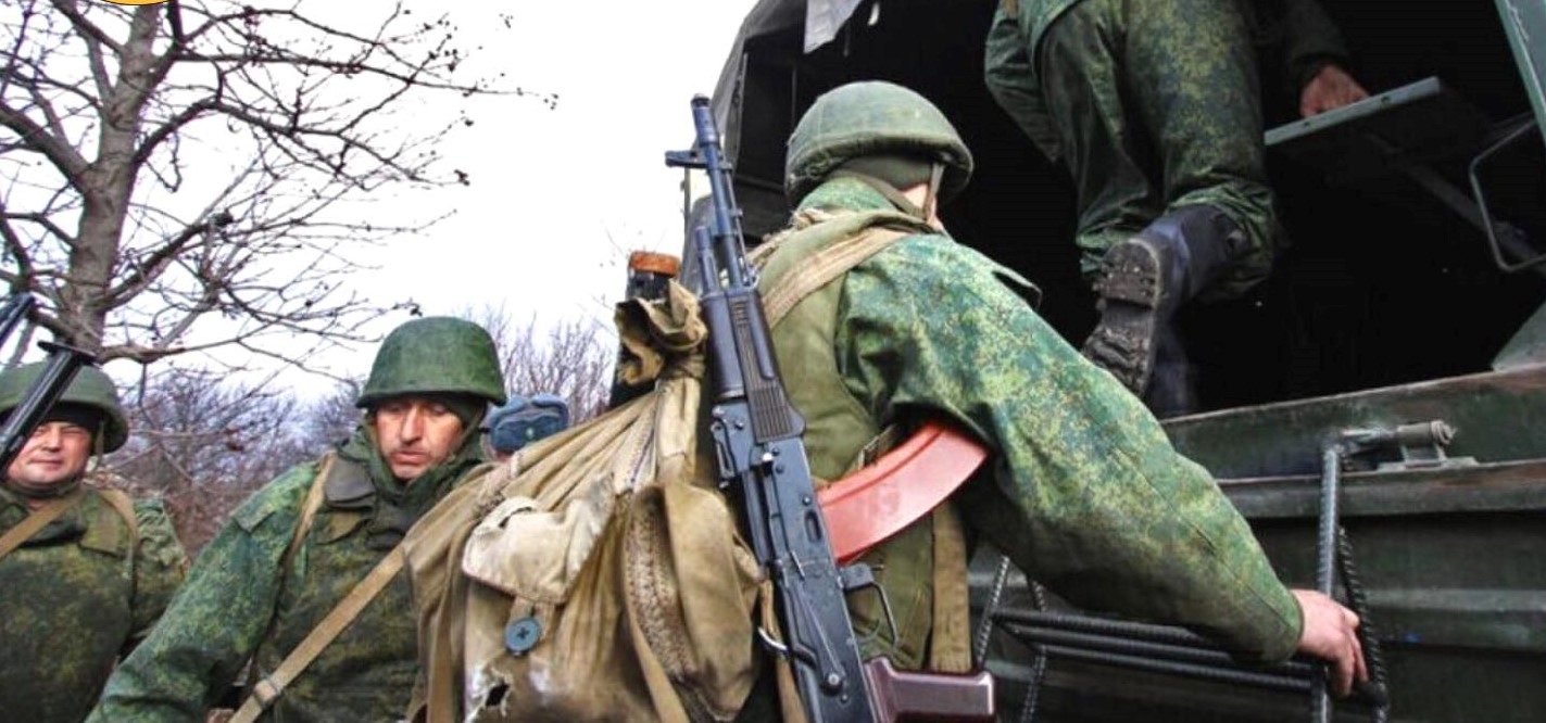 На окупованих територіях Луганської та Донецької областей РФ мобілізувала практично всіх чоловіків – розвідка