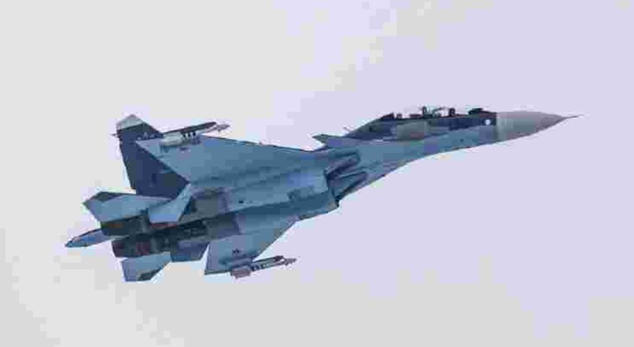 Білорусь отримала від РФ третю партію винищувачів Су-30