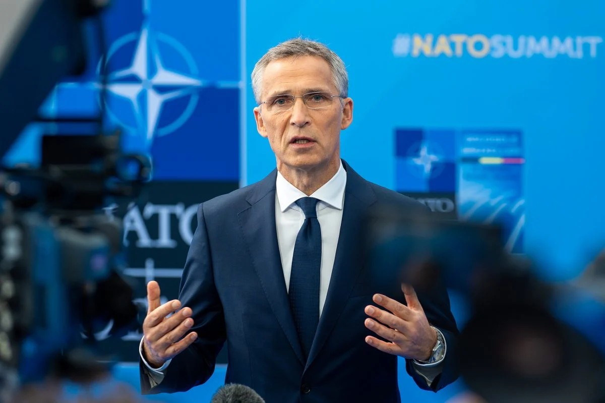 "Ми маємо бути готові": Столтенберг пояснив, чому в НАТО не розкривають сценарій відповіді РФ у разі ядерного удару