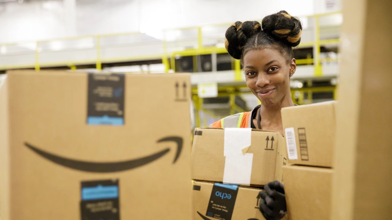 Amazon планує скоротити 10 тисяч співробітників – NYT