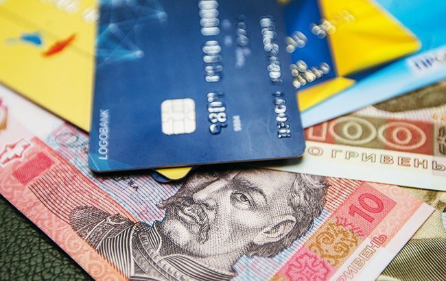 Нацбанк дозволив українцям самостійно обирати банк для отримання зарплати