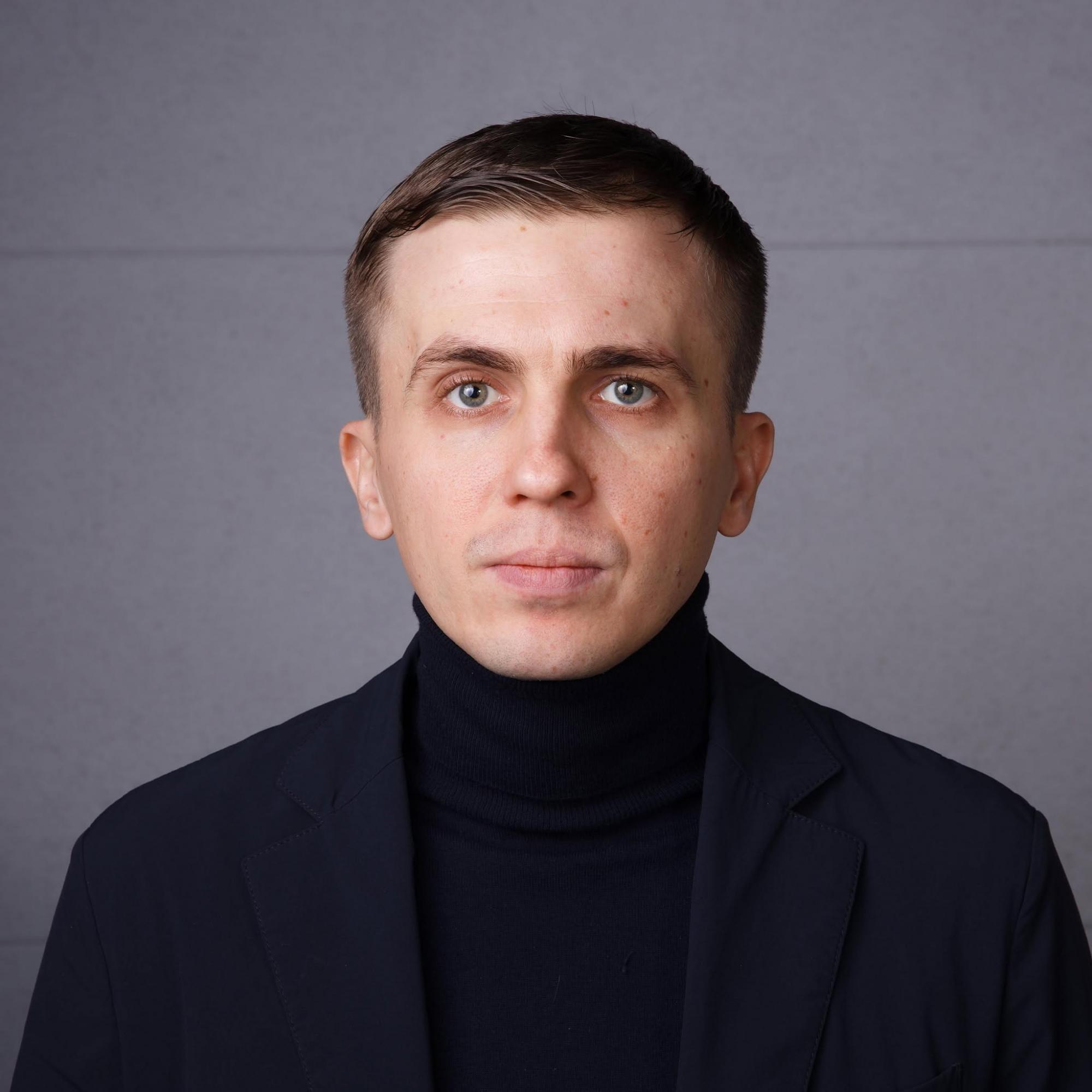 Ткача затримали в Австрії через підозру в шпигунстві, оператора УП досі утримують