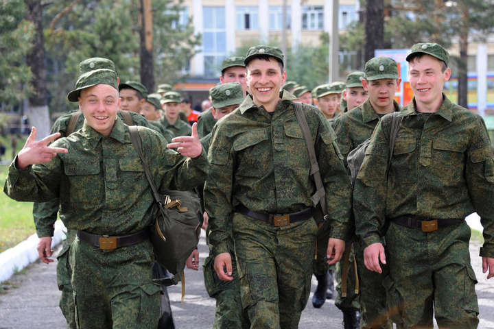 Банальність зла. Росіяни чинять геноцид з посмішками на обличчях