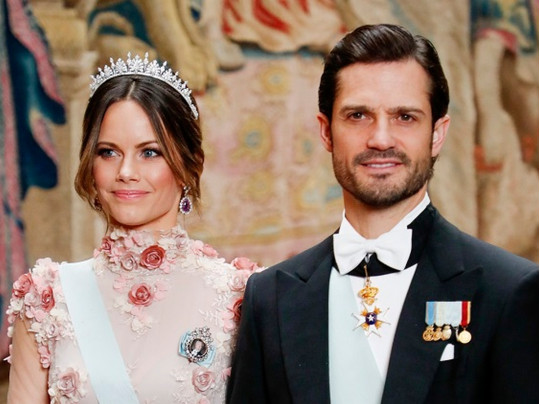 Принц и принцесса Швеции заразились коронавирусом