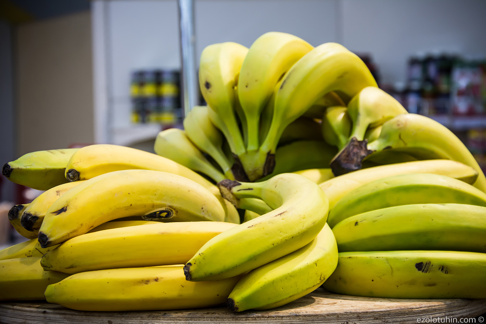 Почему импортные бананы в Украине стоят дешевле отечественных фруктов