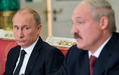 Путин готов убрать Лукашенко любыми способами – российский политолог