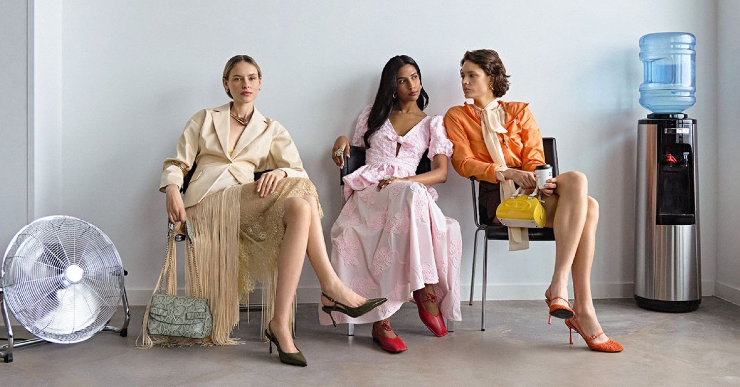 Cloud Dancer — це новий чорний колір: як скласти капсульний гардероб на весну 2026 року?