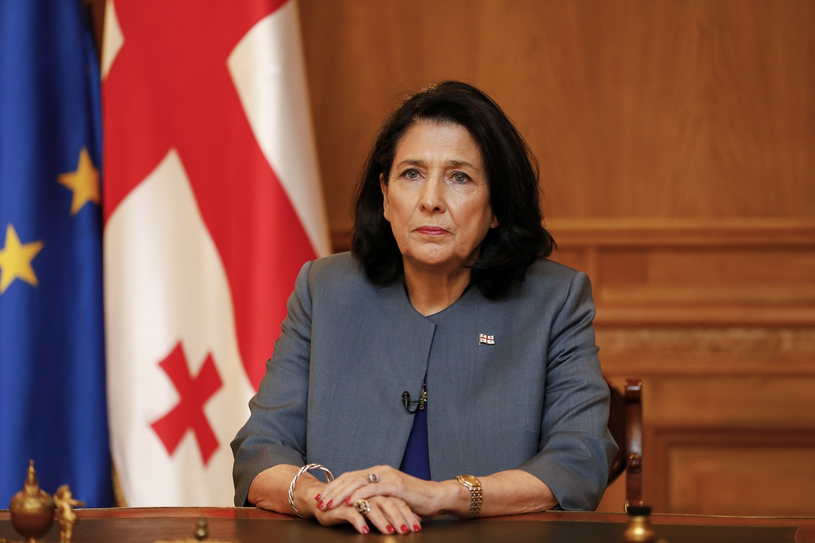 "Ні й ніколи". Президент Грузії відмовляється помилувати Саакашвілі
