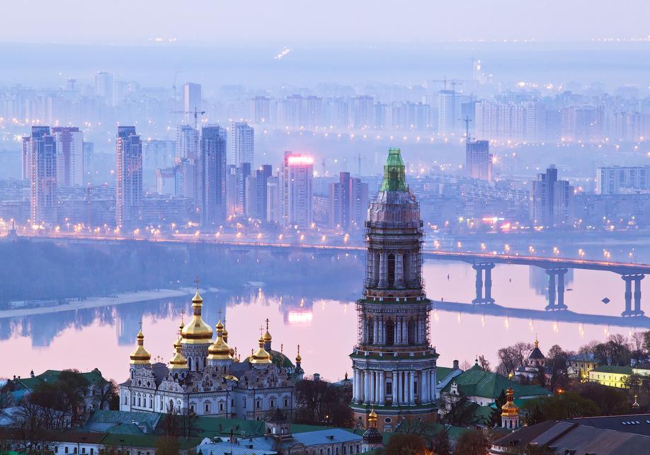 Три Рака баллотируются на пост мэра: астролог обеспокоена судьбой Киева