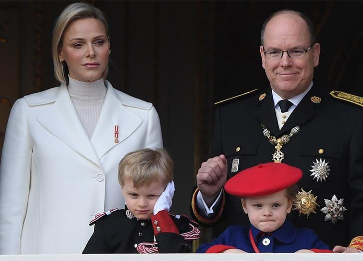 Княгиня Монако Шарлін зустріне Різдво з родиною, але до палацу не повернеться