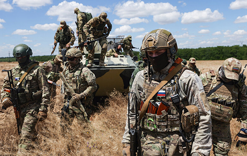 Росіяни сформували близько 120 штурмових груп під Оріховим, — військовий Росіяни сформували близько 120 штурмових груп під Оріховим, — військовий