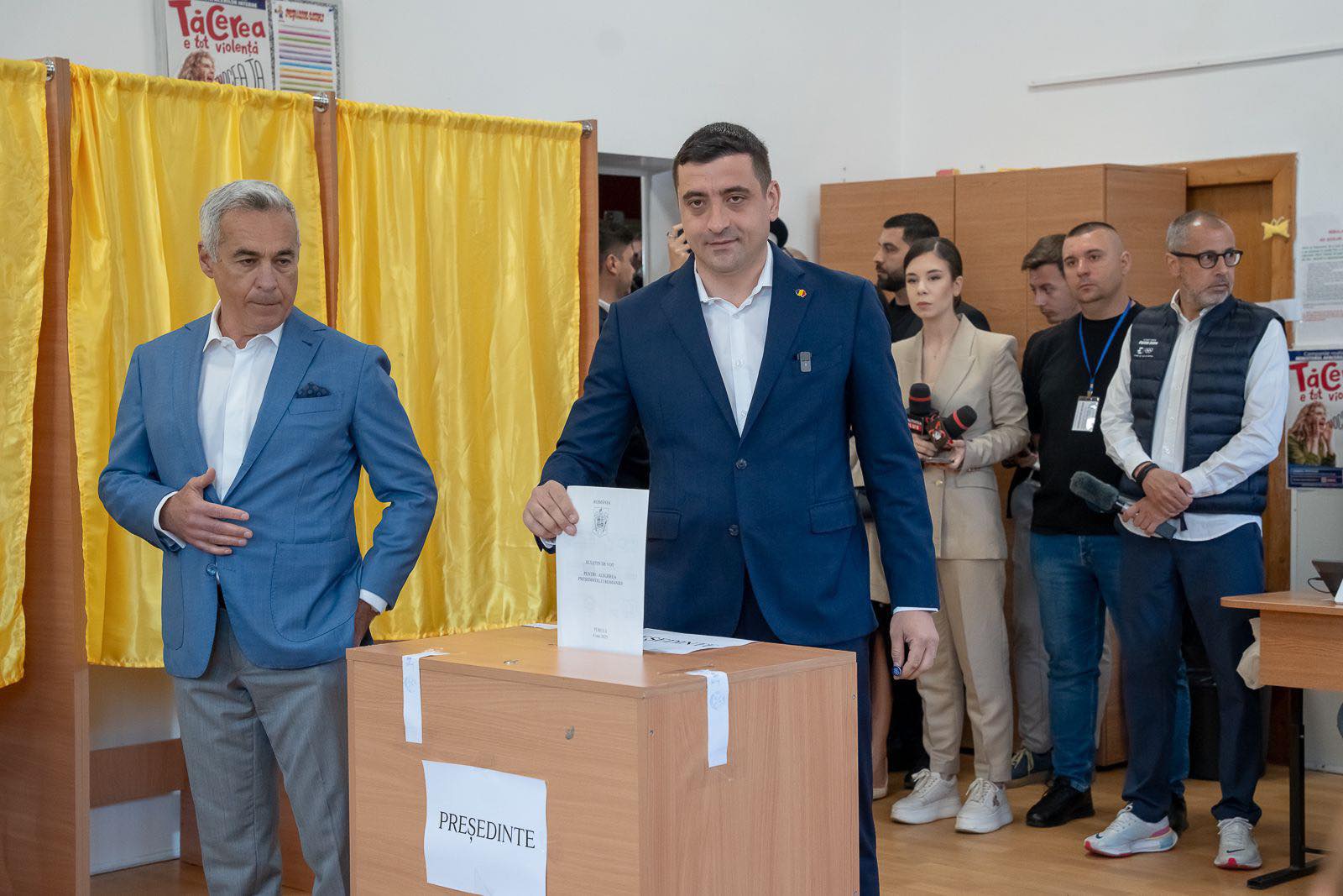 Ультраправий кандидат лідирує перед другим туром виборів президента Румунії