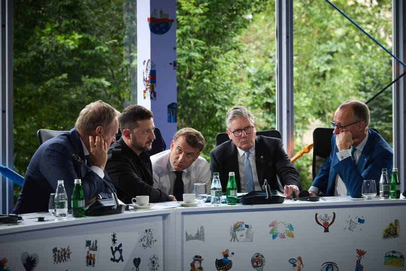 Зеленський розповів про розмову з Трампом: "Україна готова до максимально швидких кроків заради реального миру"
