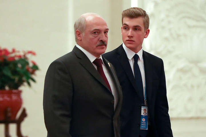 Ганапольский: Лукашенко труслив до такой степени, что берёт в заложники собственного сына
