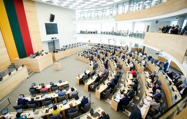 Парламент Литви закликав розпочати повну міжнародну ізоляцію Росії