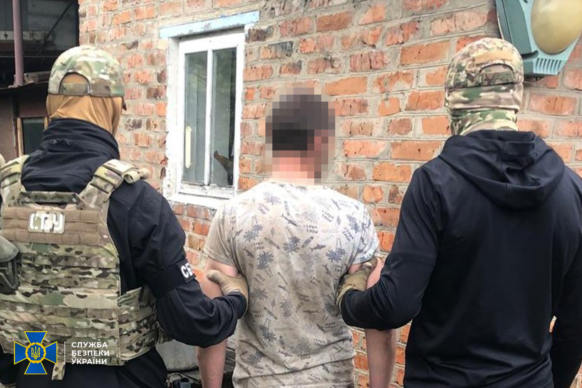СБУ затримала агента фсб, який передавав "графіки" бойових вильотів авіації ЗСУ на Хмельниччині
