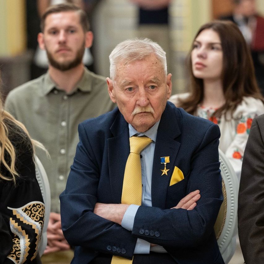 "Дикі гуси", "Чарівна скрипка" та "Кохана" Поклада назавжди залишаться з нами. Як і памʼять про видатного композитора та українця", – Зеленський 