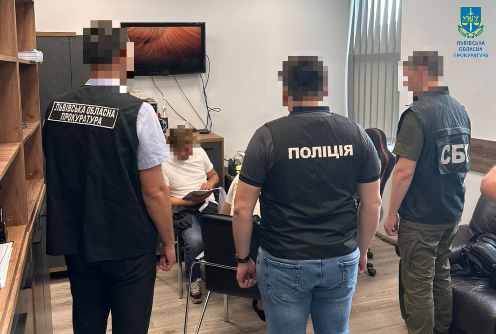 Двом керівникам райадміністрацій Львова повідомлено про підозру за розтрату 1,7 млн грн бюджетних коштів при ліквідації ракетного удару