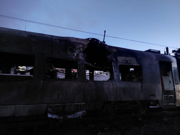 Вночі ворог завдав удару по парку швидкісних поїздів Інтерсіті+