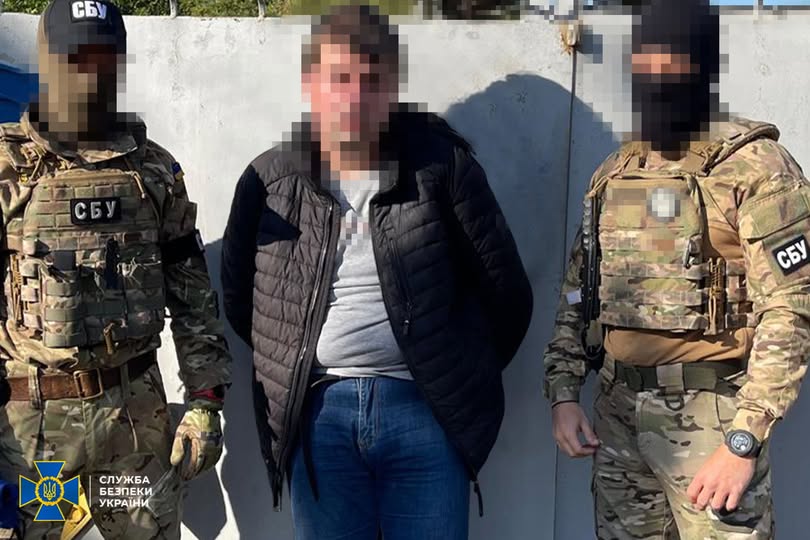 СБУ затримала медика-агента фсб, який коригував російські удари по півдню України
