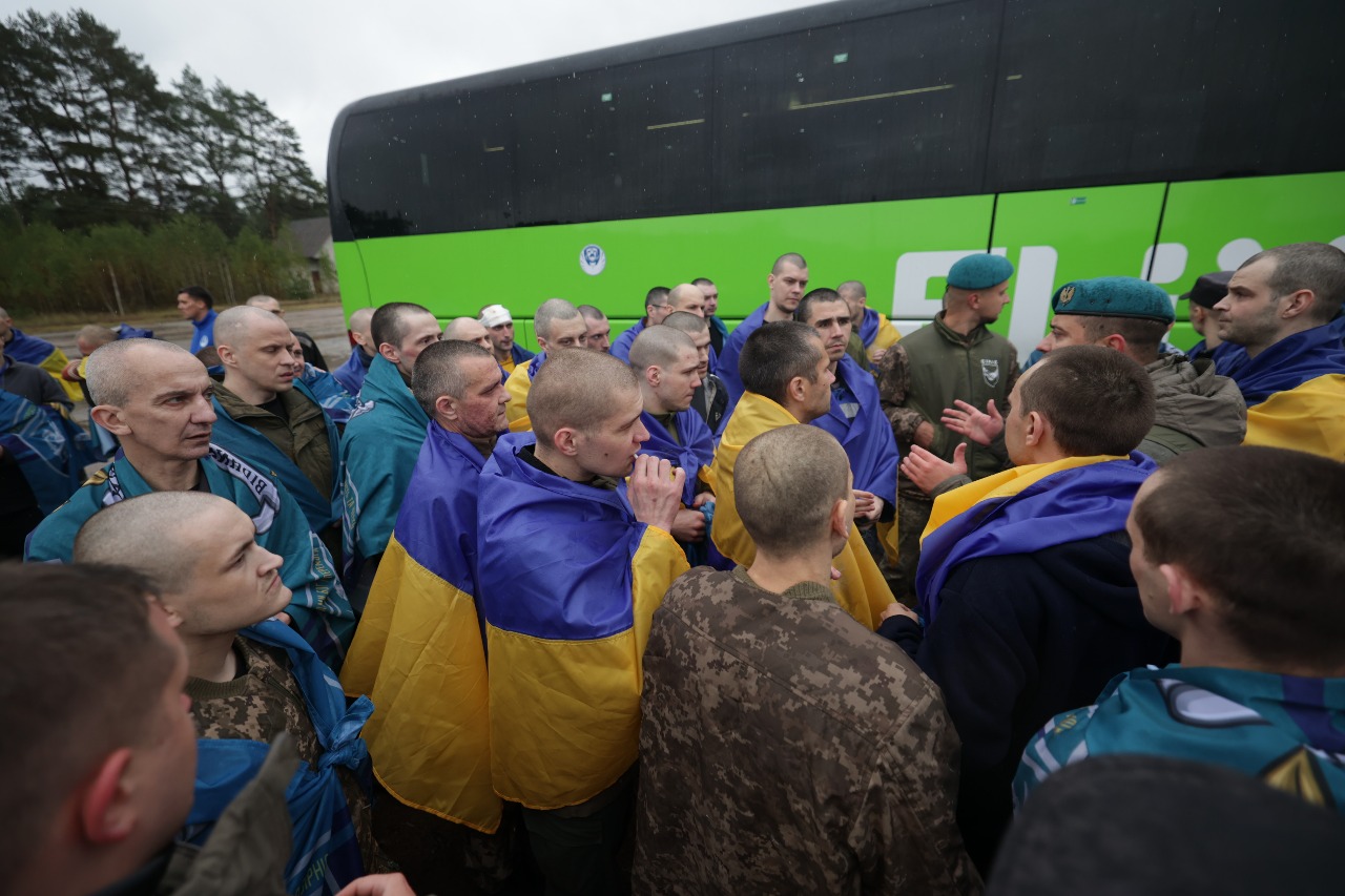 СБУ показала ексклюзивне відео з обміну полоненими 2 жовтня
