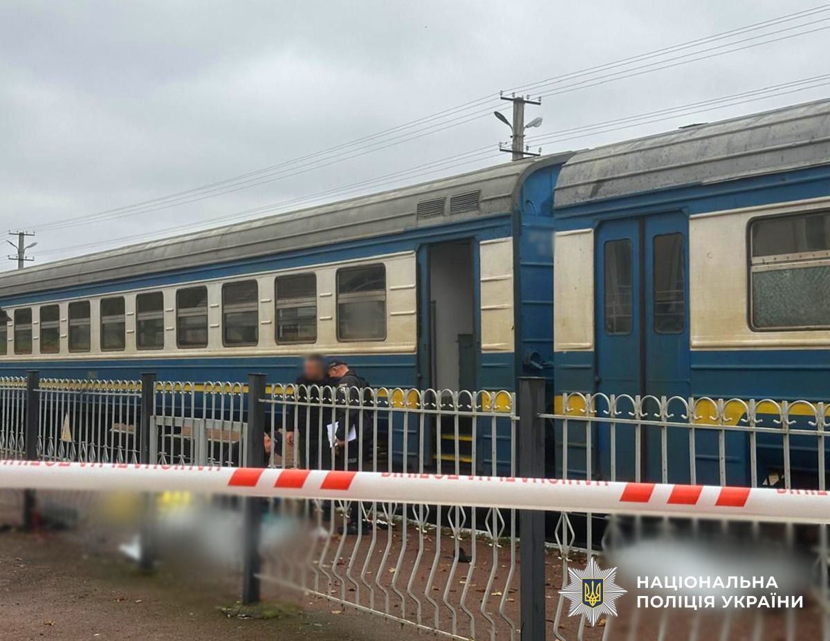 В Овручі на пероні залізничного вокзалу стався вибух, четверо людей загинули 12 отримали поранення 