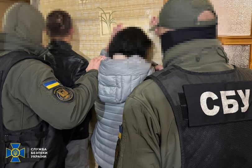 Затримано дезертира та його спільницю, які на замовлення рф готували бомби для терактів на Дніпропетровщині, – СБУ Затримано дезертира та його спільницю, які на замовлення рф готували бомби для терактів на Дніпропетровщині, – СБУ
