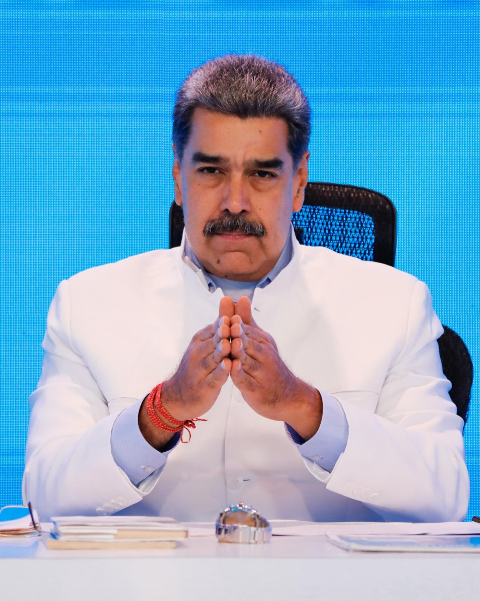 Мадуро заявив, що США хочуть захопити нафтові запаси Венесуели