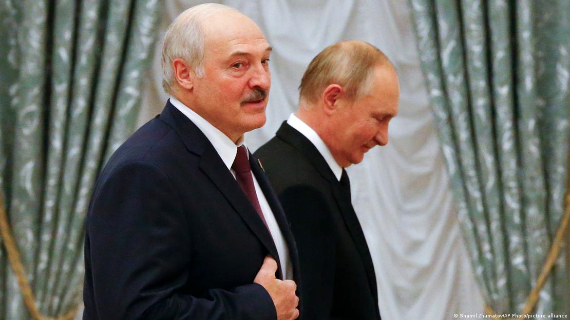 Лукашенко вже воює проти України, у разі прямої агресії потрібні нові санкції, – глава МЗС Латвії Рінкевич  